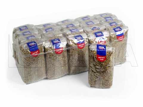 Paquets de légumineuses emballés avec un film polyéthylène rétractable