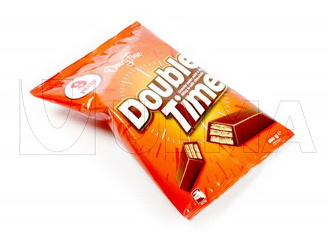 Emballage des barres chocolatées et de gaufrettes Double Time en flow pack (hffs)