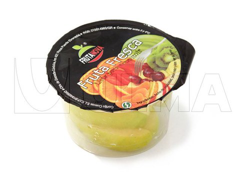 Emballage de fruits découpés prêts à consommer en barquette rigide operculée