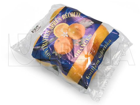Oranges sans barquette emballées sur une enveloppeuse flow-pack (hffs)