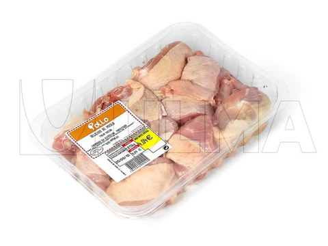Emballage d'ailes et cuisses de poulet en barquette operculée sous atmosphère modifiée(MAP)