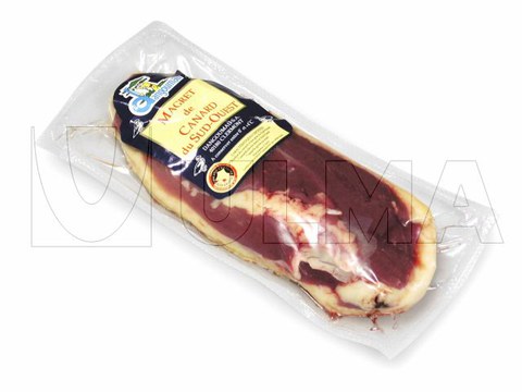 Emballage sous vide de morceaux de canard en thermoformage avec un film souple